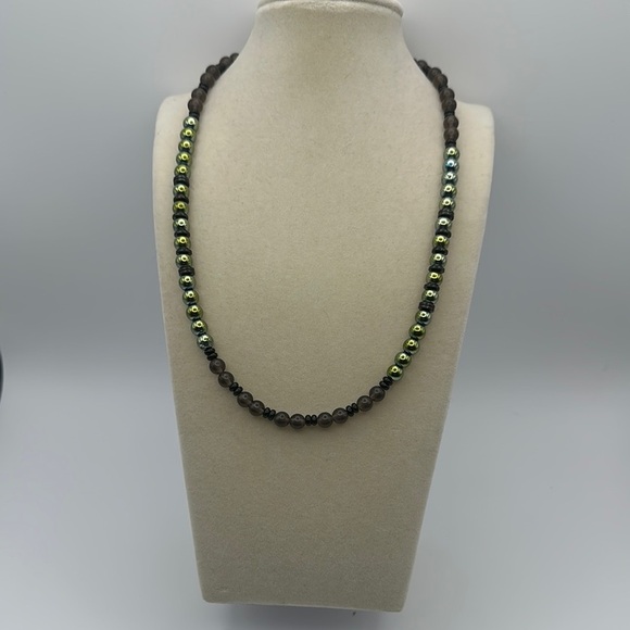 Green Hematite and Smoky Quartz Beaded Necklace - Picture 2 of 6